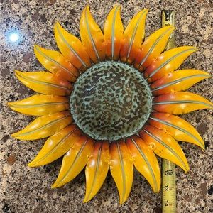 14” metal decorative sunflower.